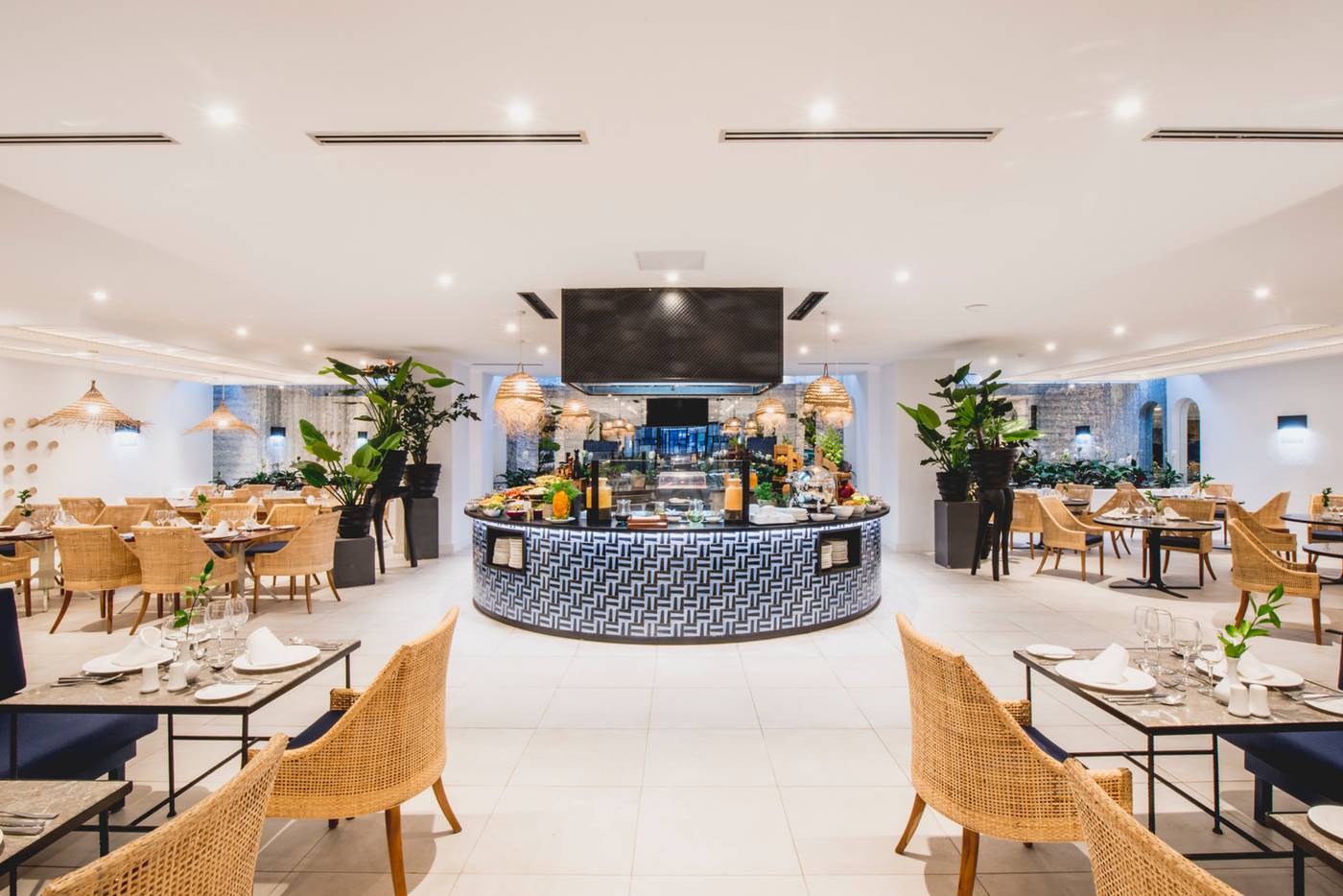 Dreams-Jardin-Tropical-Restaurant-49