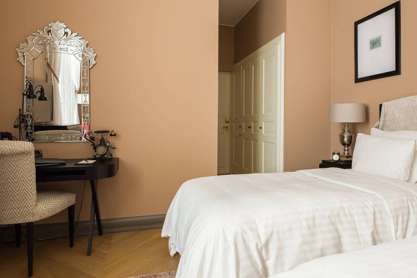 Hotel-Telegraaf--Autograph-Collection-Room-42