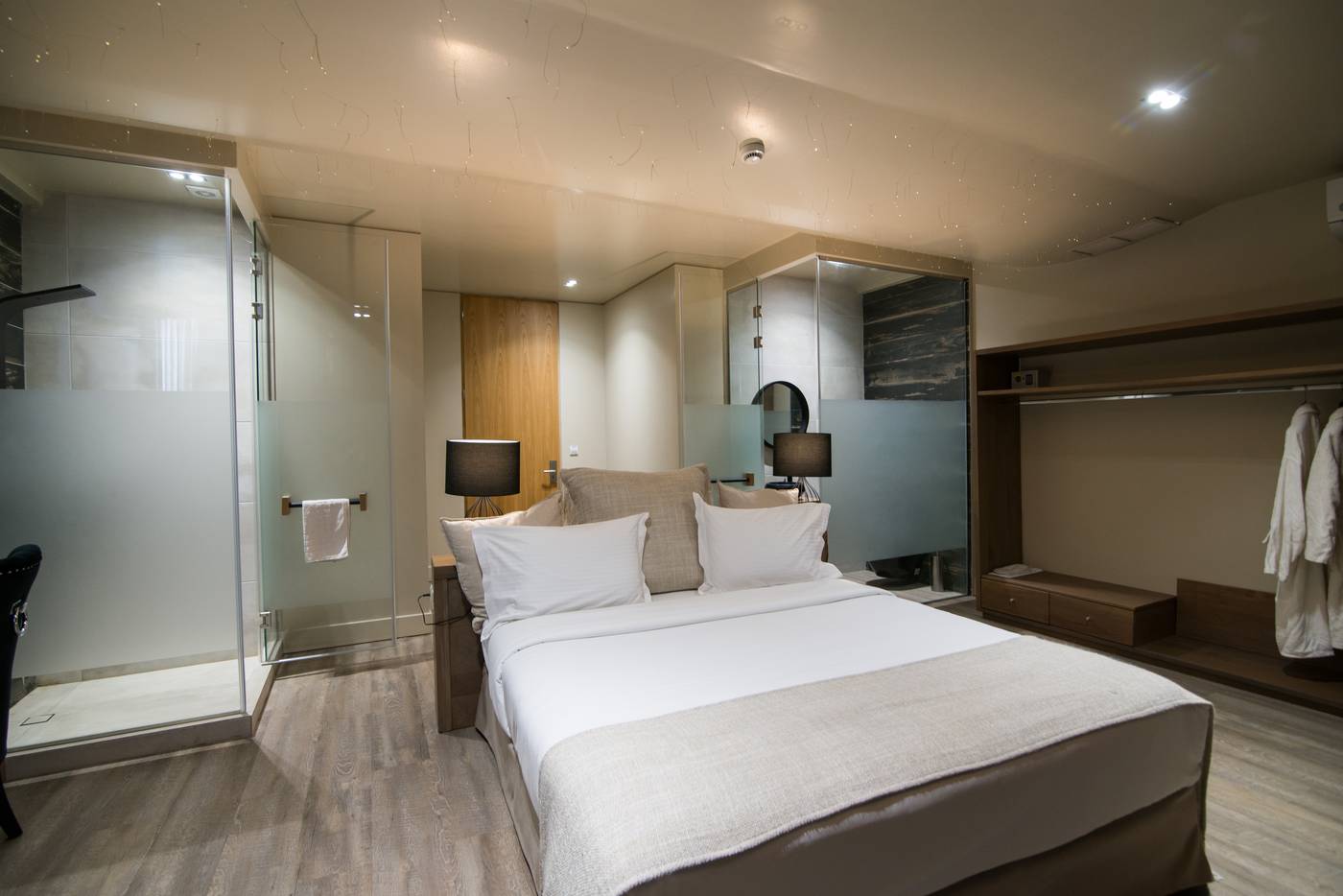 Mikelina-Boutique-Hotel-Lobby-6