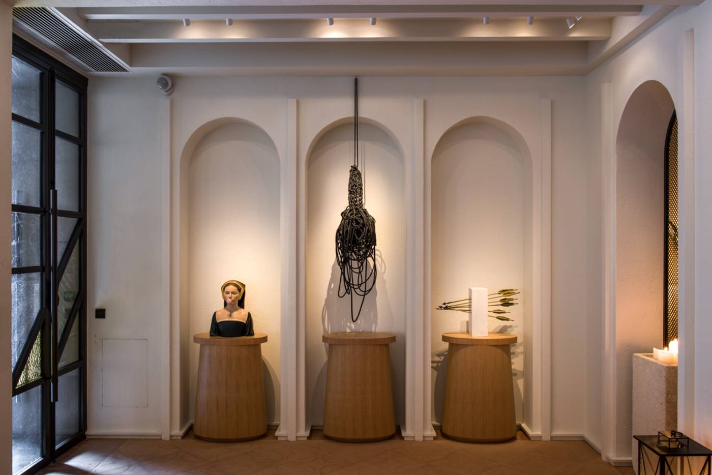 Sinner-Paris-Lobby-13