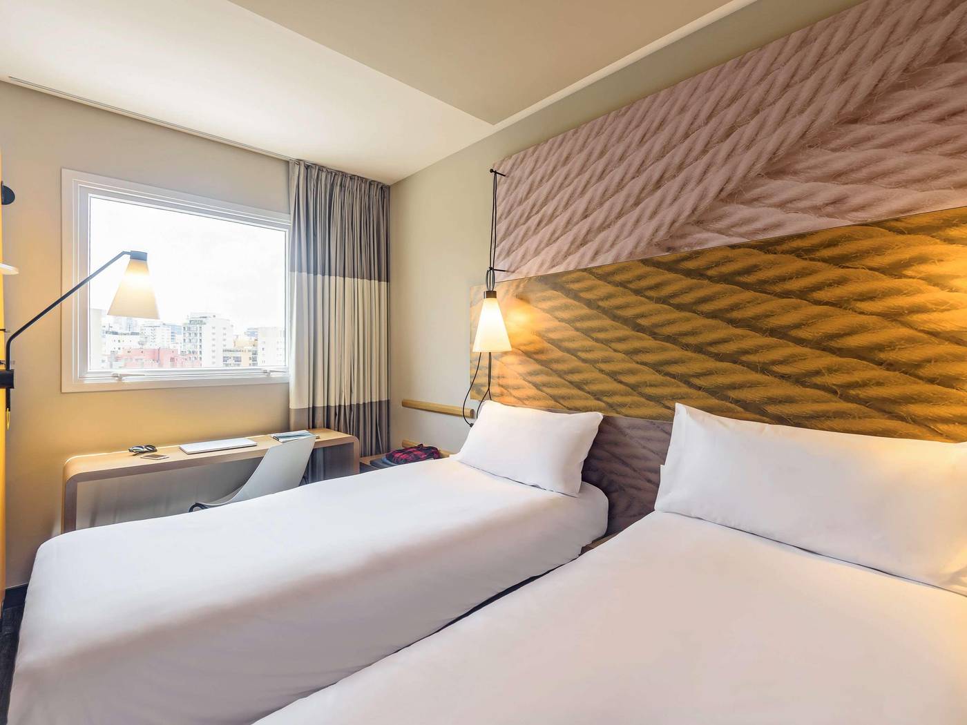 Ibis-Lisboa-Liberdade-Room-24