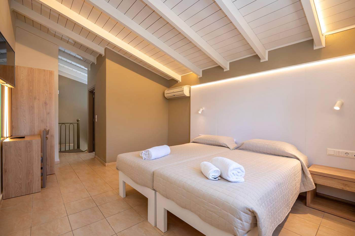 Blue-Sky-Room-13