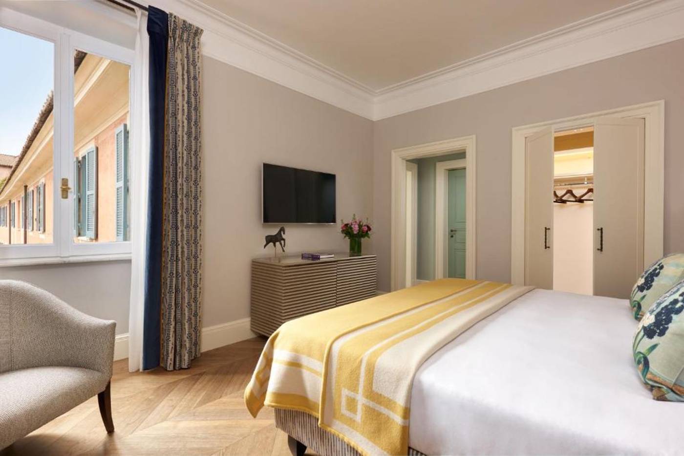 Hotel-De-Russie-Room-22