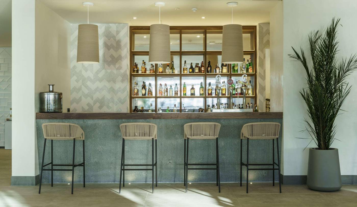 Ilunion-Fuengirola-Bar-46