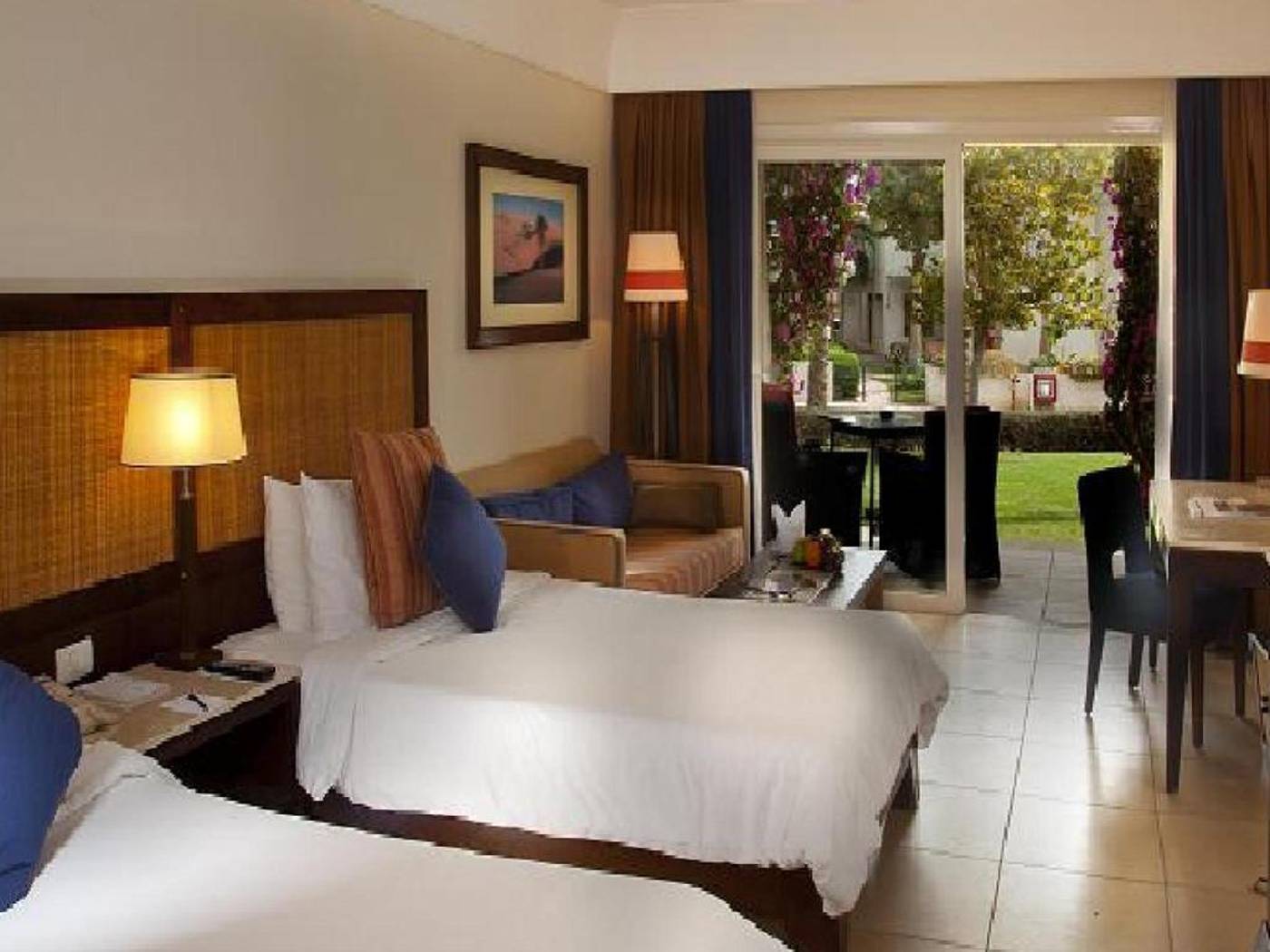 Grand-Rotana-Resort---Spa-Room-22