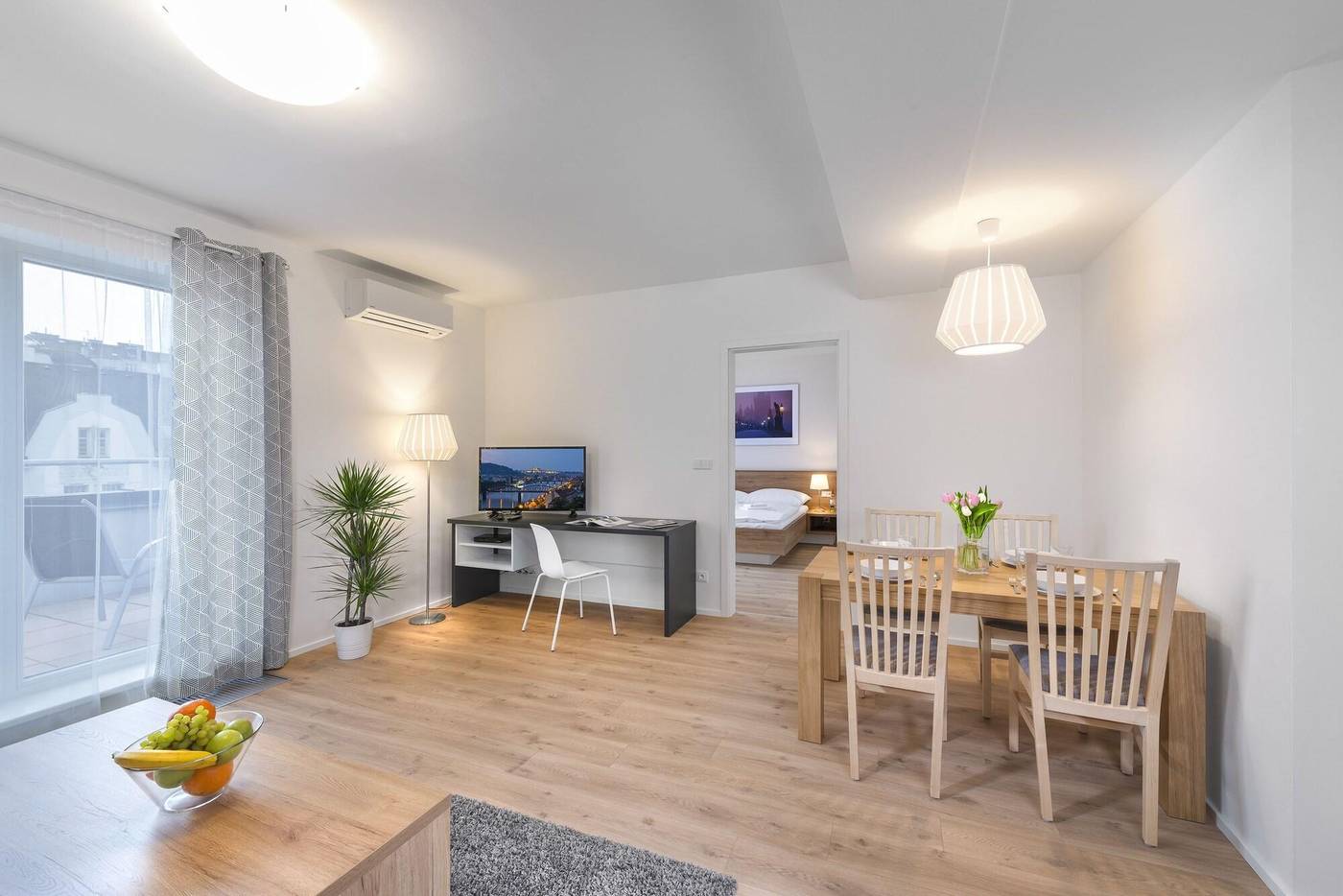 Downtown-Suites-Belohorska-Room-28