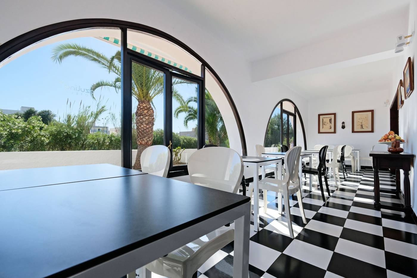 Azuline-Hotel-Galfi-Restaurant-27