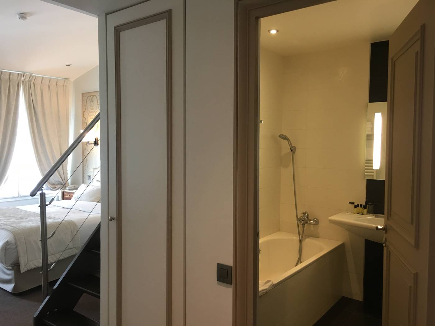 Hotel-Saint-Petersbourg-Opera---Spa-Room-50