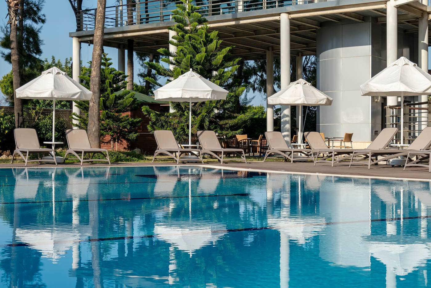 Grand-Kaptan-Hotel-Pool-10