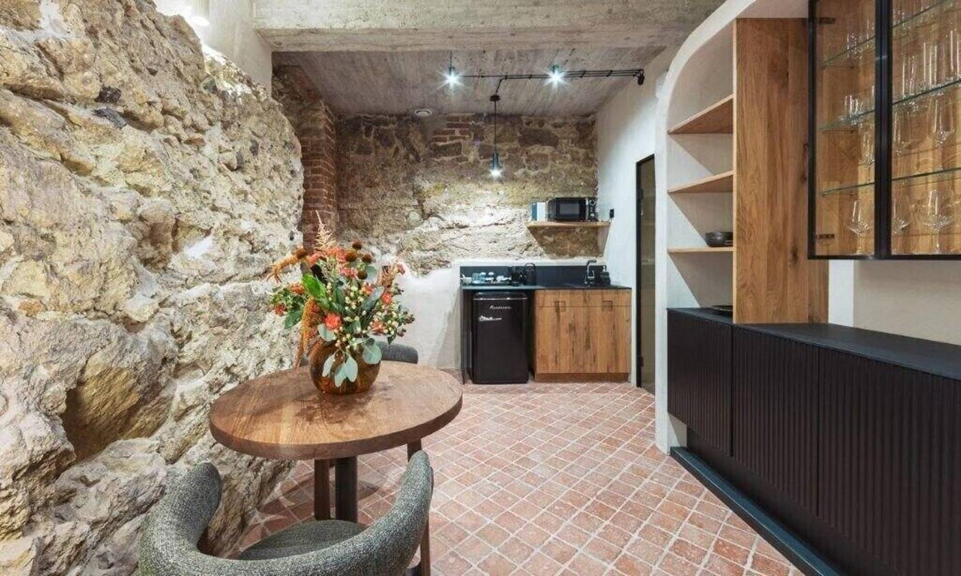 Nomadic-Urban-Premium-Suites-Room-22