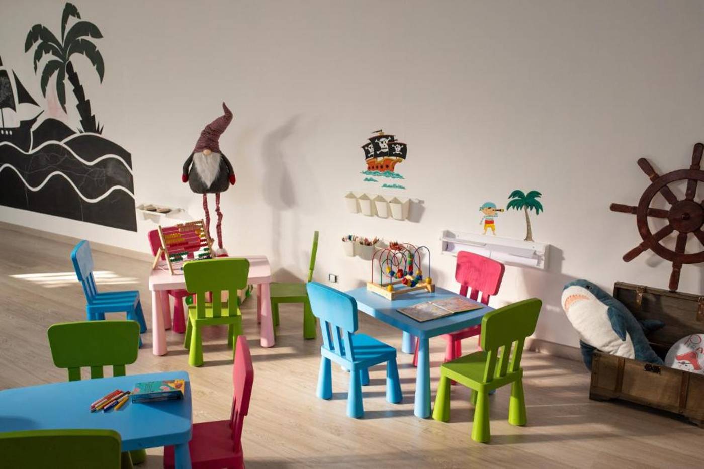 Hyde-Park-Lane-Villas-Sports-and-Entertainment-24