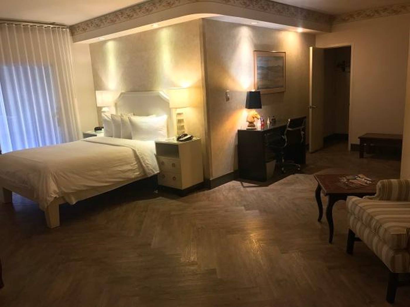 Hollywood-Hotel-Room-29