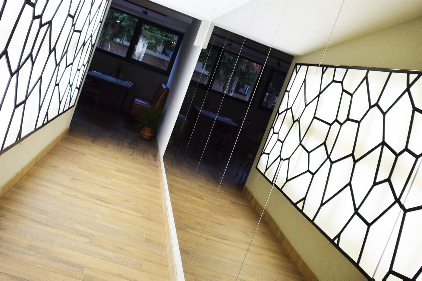 Nobel Gallery-Serbia-Belgrade-General view-3