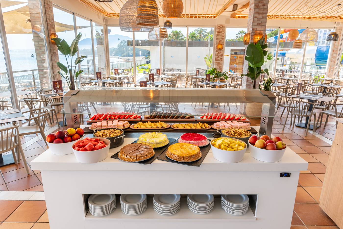 Globales-Playa-Estepona-Restaurant-38