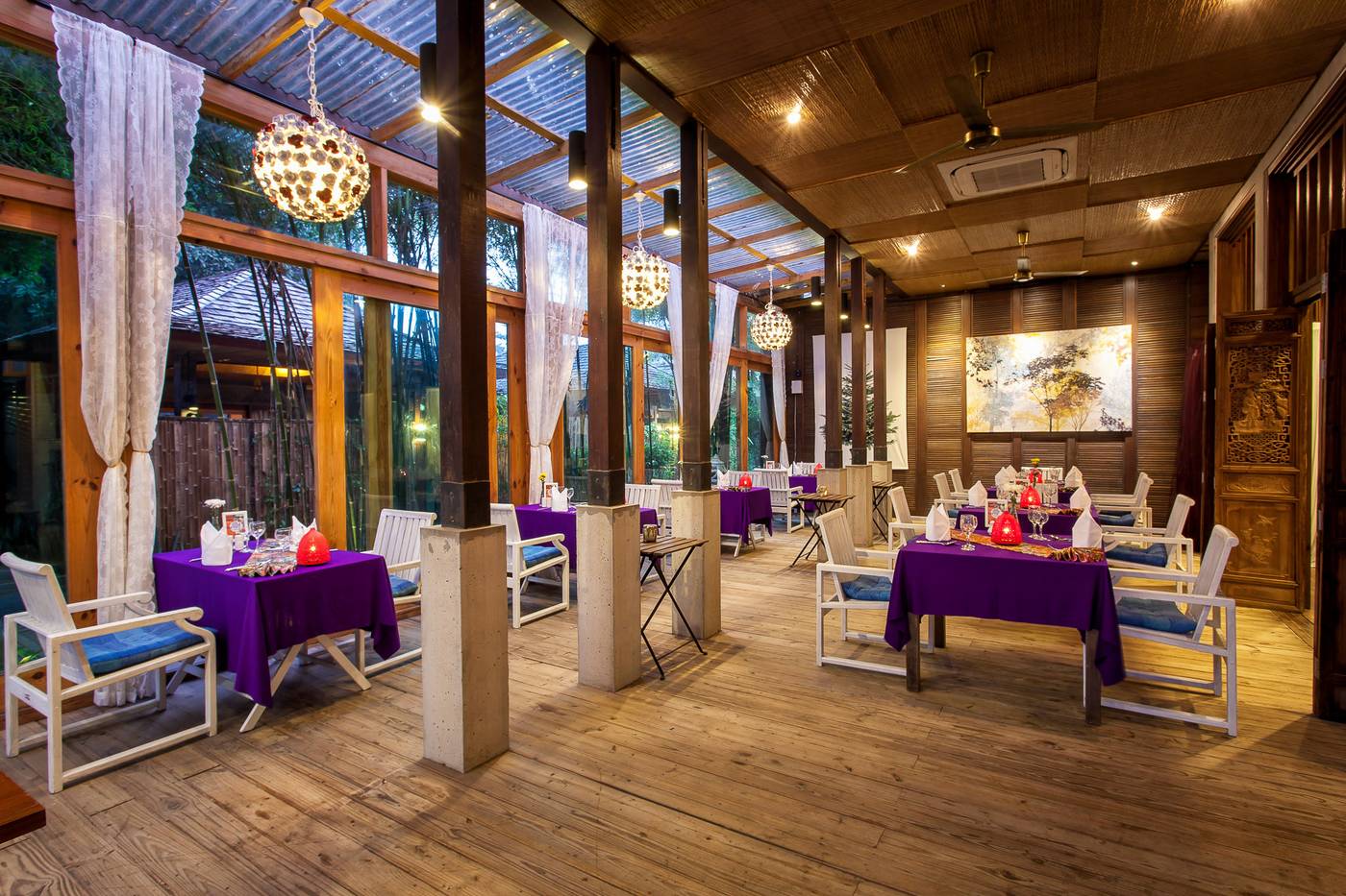 Tango-Luxe-Beach-Villa--SHA-Extra---Restaurant-49