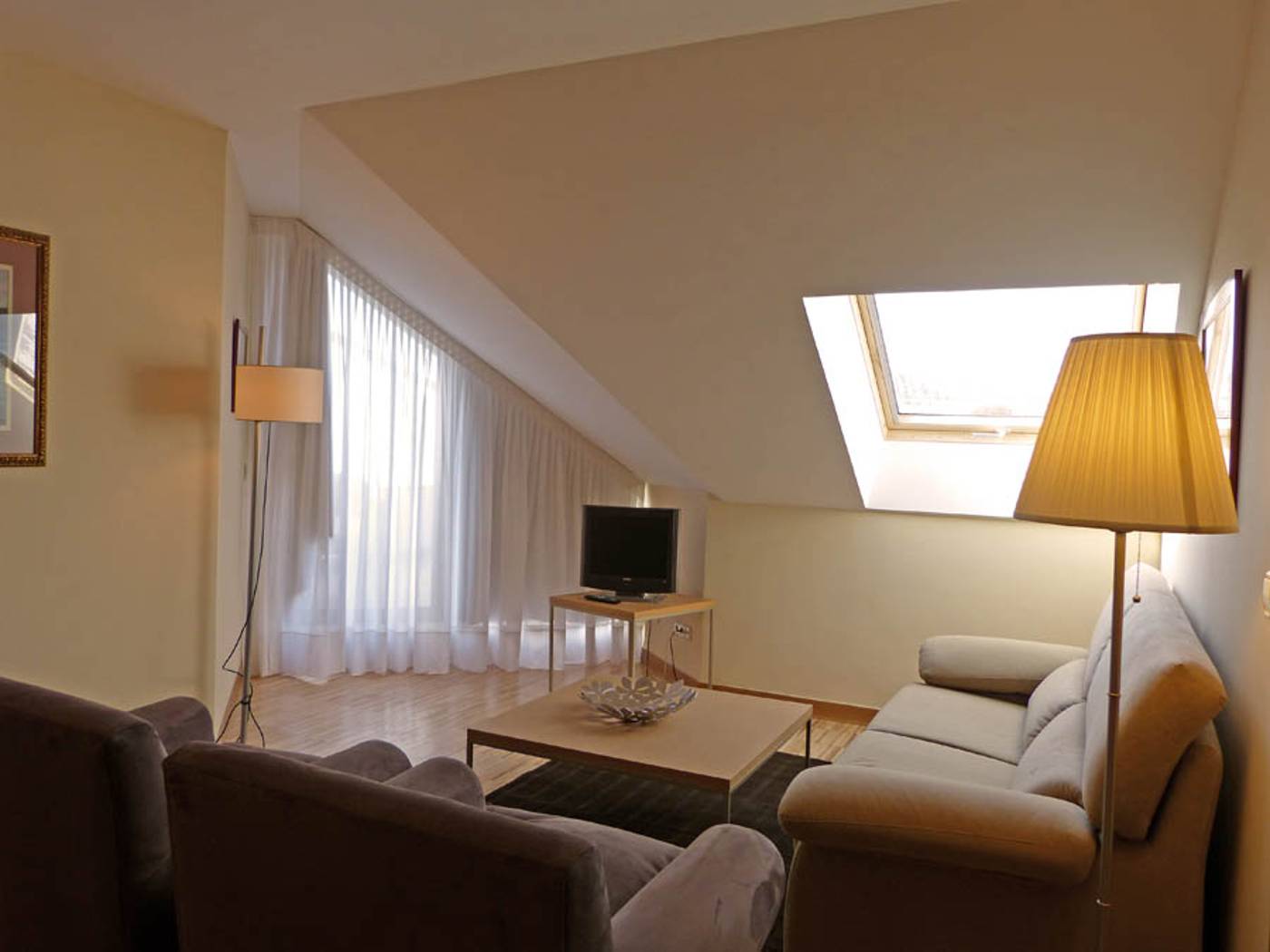 Gran Hotel Victoria-Spain-EL SARDINERO-Room-4