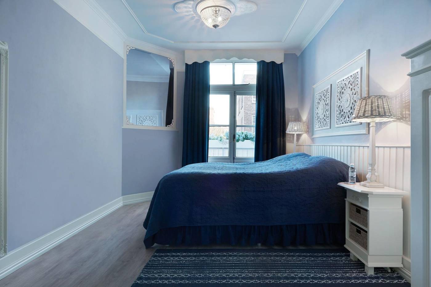 Vondelpark-House-Bed-Breakfast-Room-4