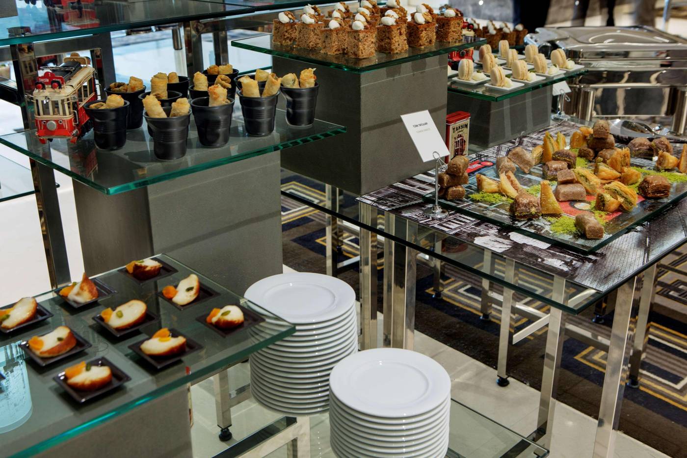 Hilton-Istanbul-Bomonti-Hotel---Conference-Centre-Conferences-68