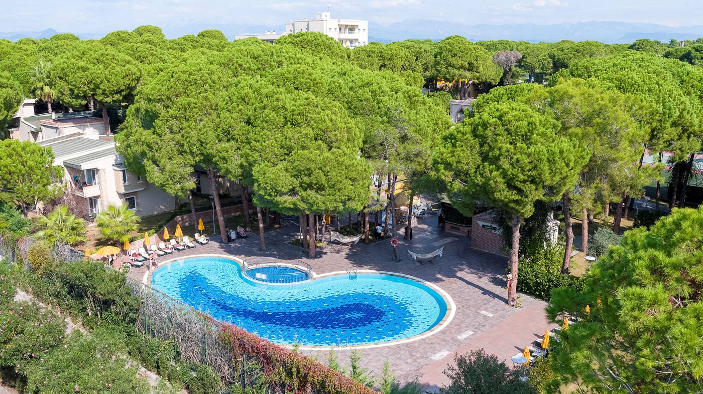 Pine-Beach-Belek-General-view-7