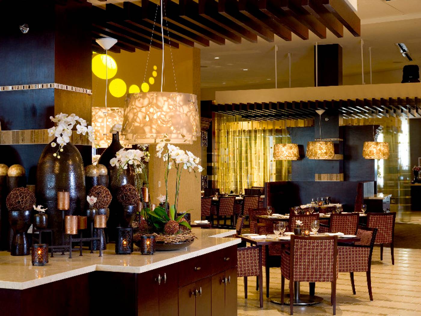 Delta-Hotels-By-Marriott-Burnaby-Conference-Centre-Restaurant-40