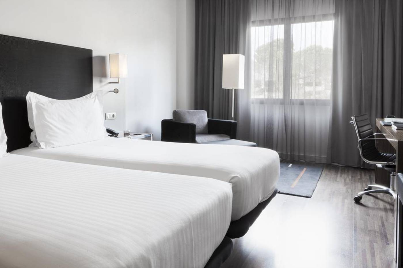 Hotel-Palau-de-Bellavista-Girona-by-URH-Room-3