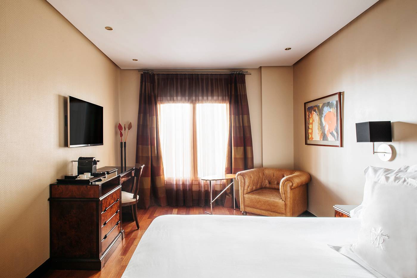 Hotel-Villa-Real-Room-34