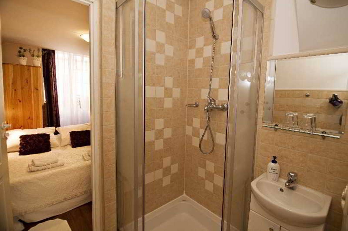 Unikat-Guest-Rooms-Room-54