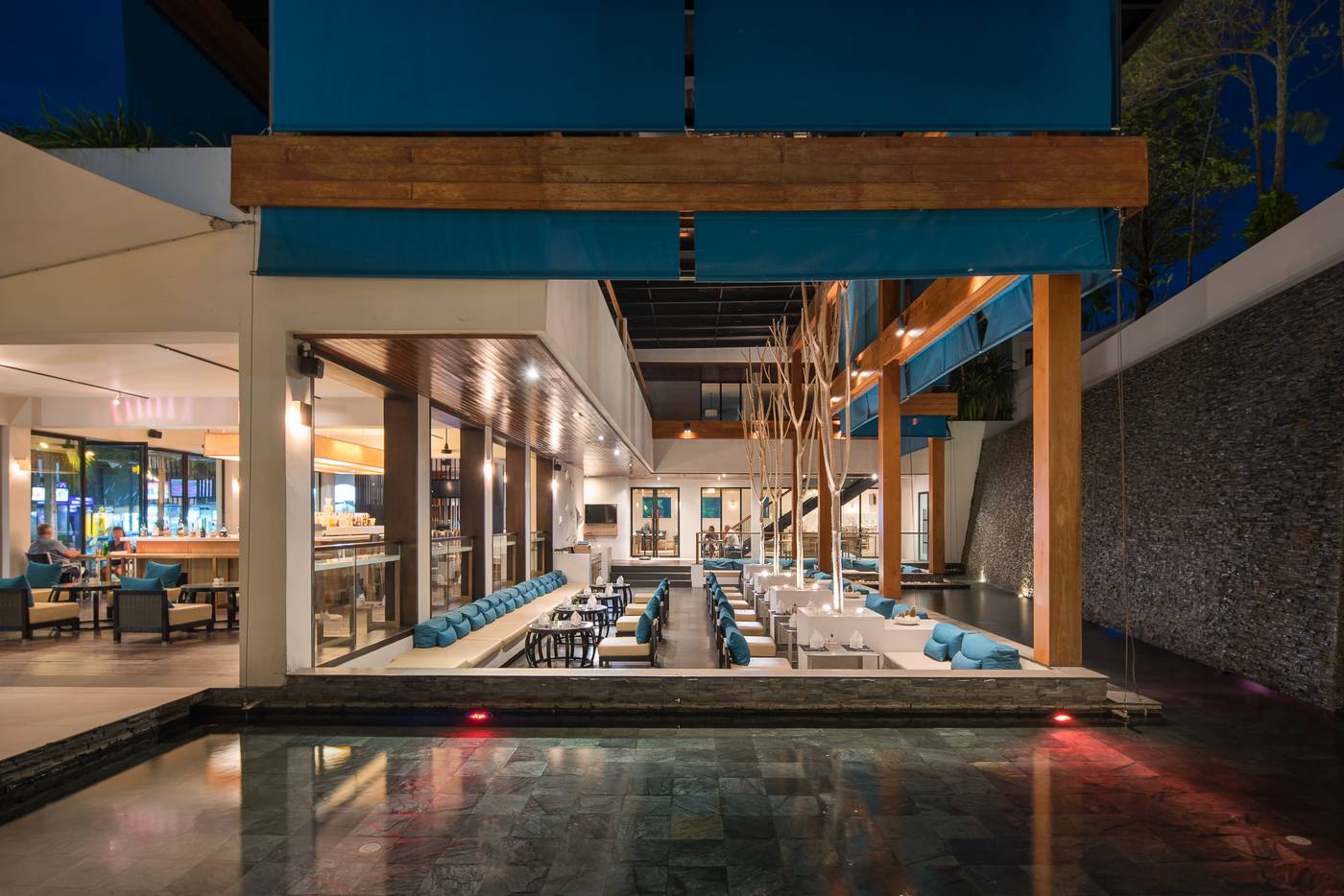 Nap-Patong-Hotel-Bar-67