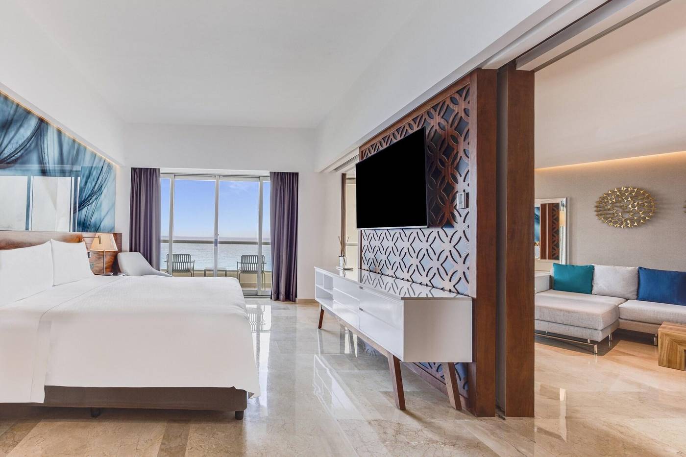 Live-Aqua-Beach-Resort-Canc----n-Room-27