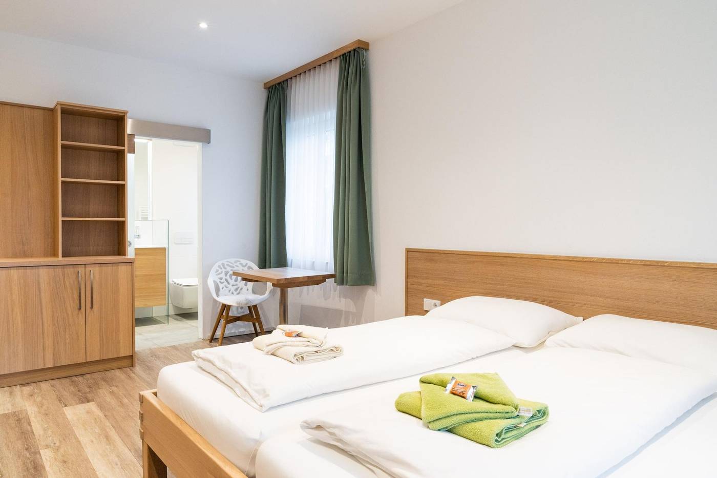 Flöckner B & B-Austria-Salzburg-Room-10