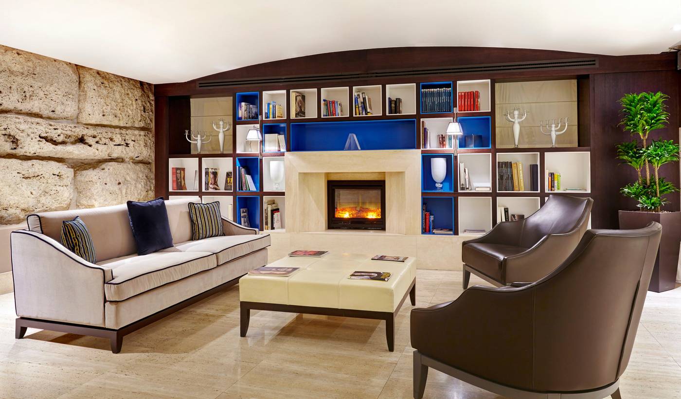 Indigo-Hotel-Rome---St--George-Lobby-5