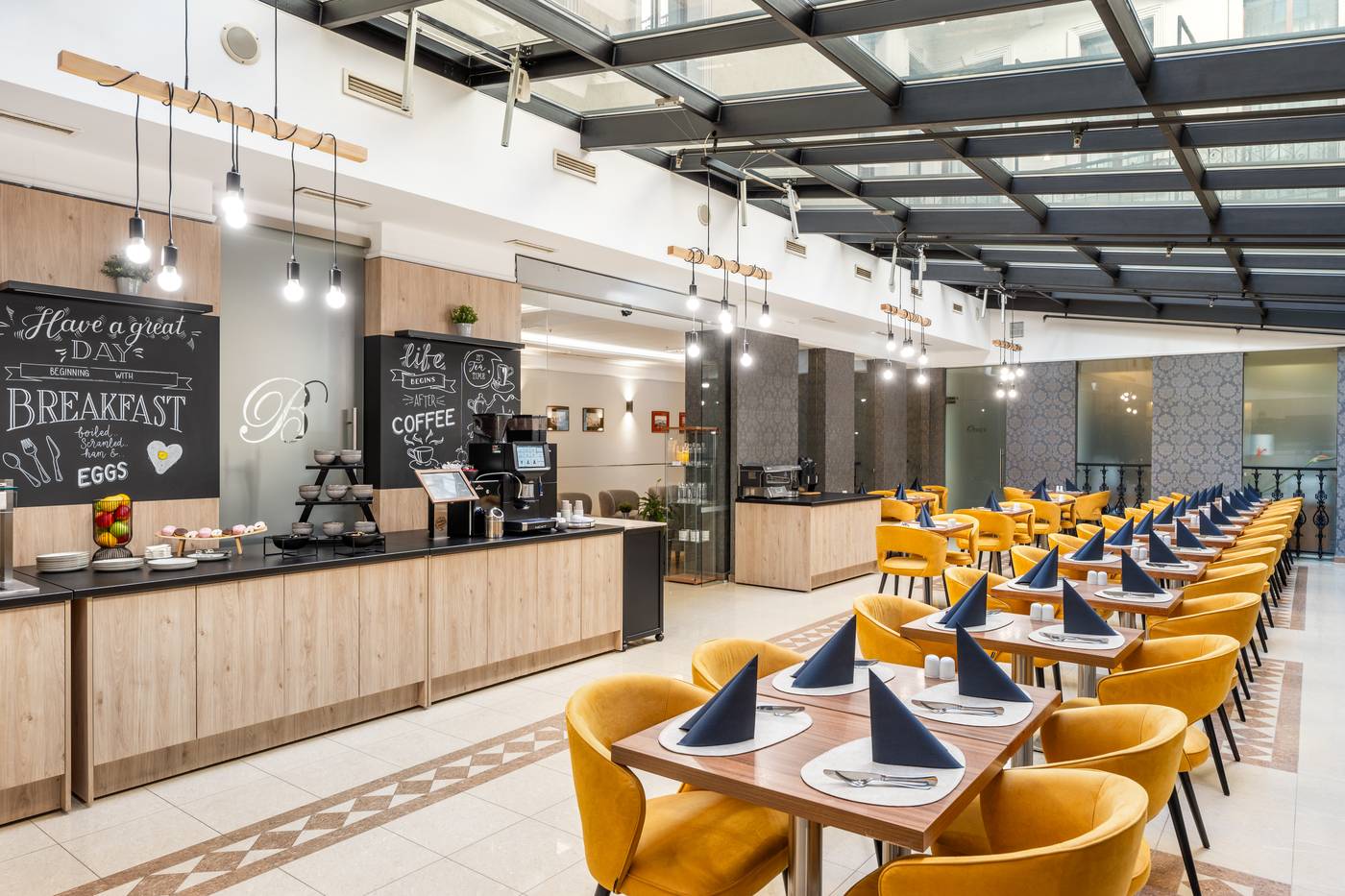 Hotel-Bristol-Budapest-Restaurant-10