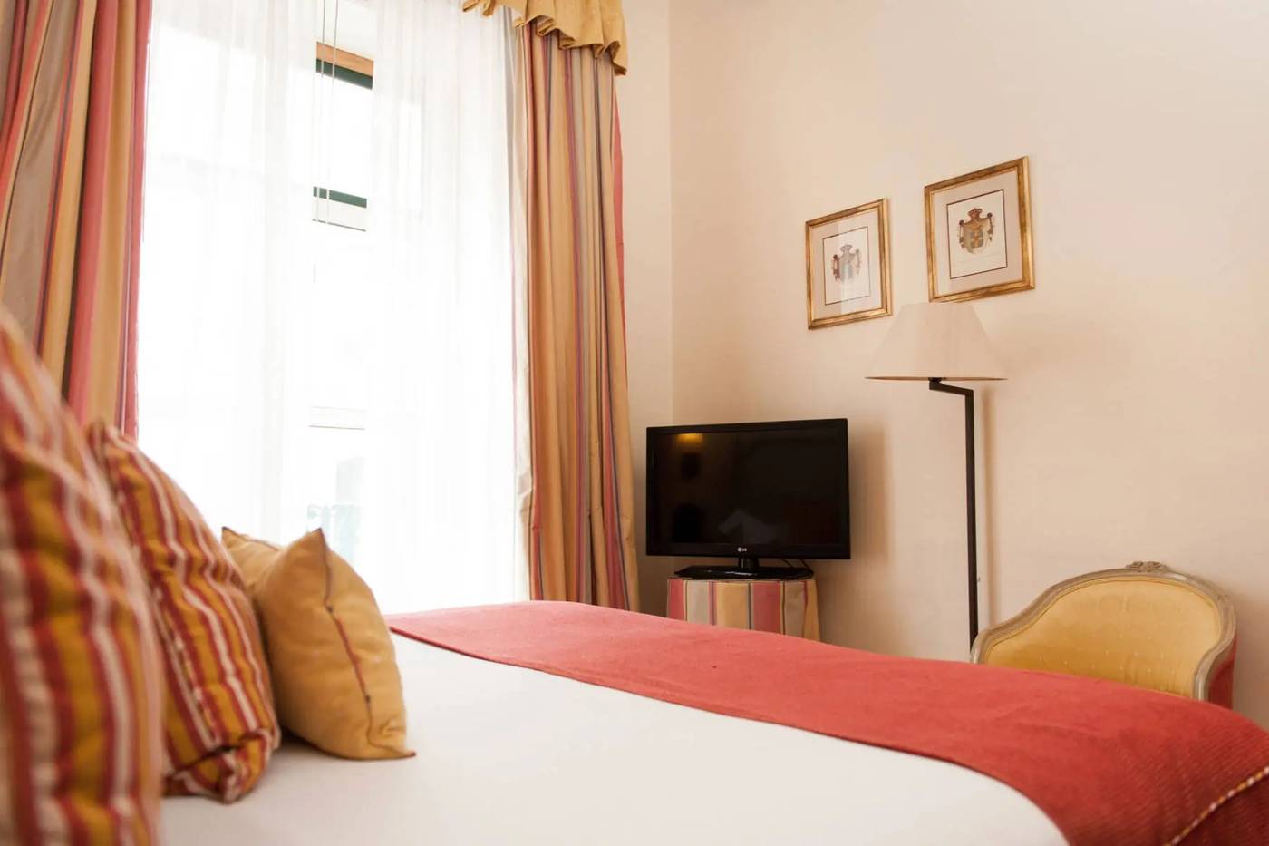 Real-Palacio-Room-24