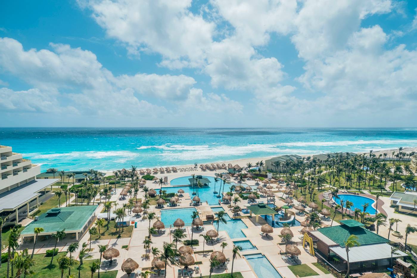 Iberostar-Cancun-Pool-85