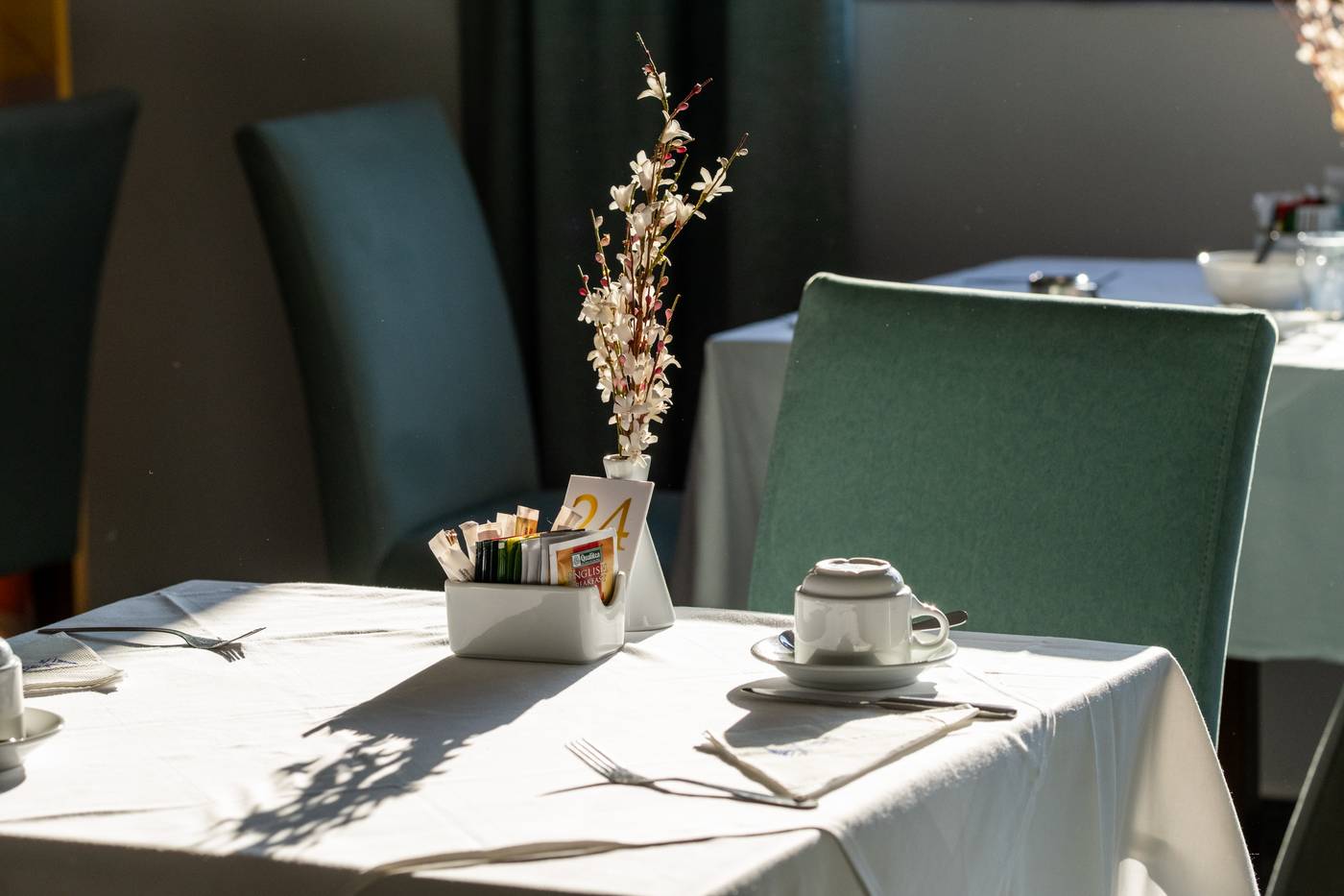 Hotel-Mediterranean-Beach-Restaurant-66