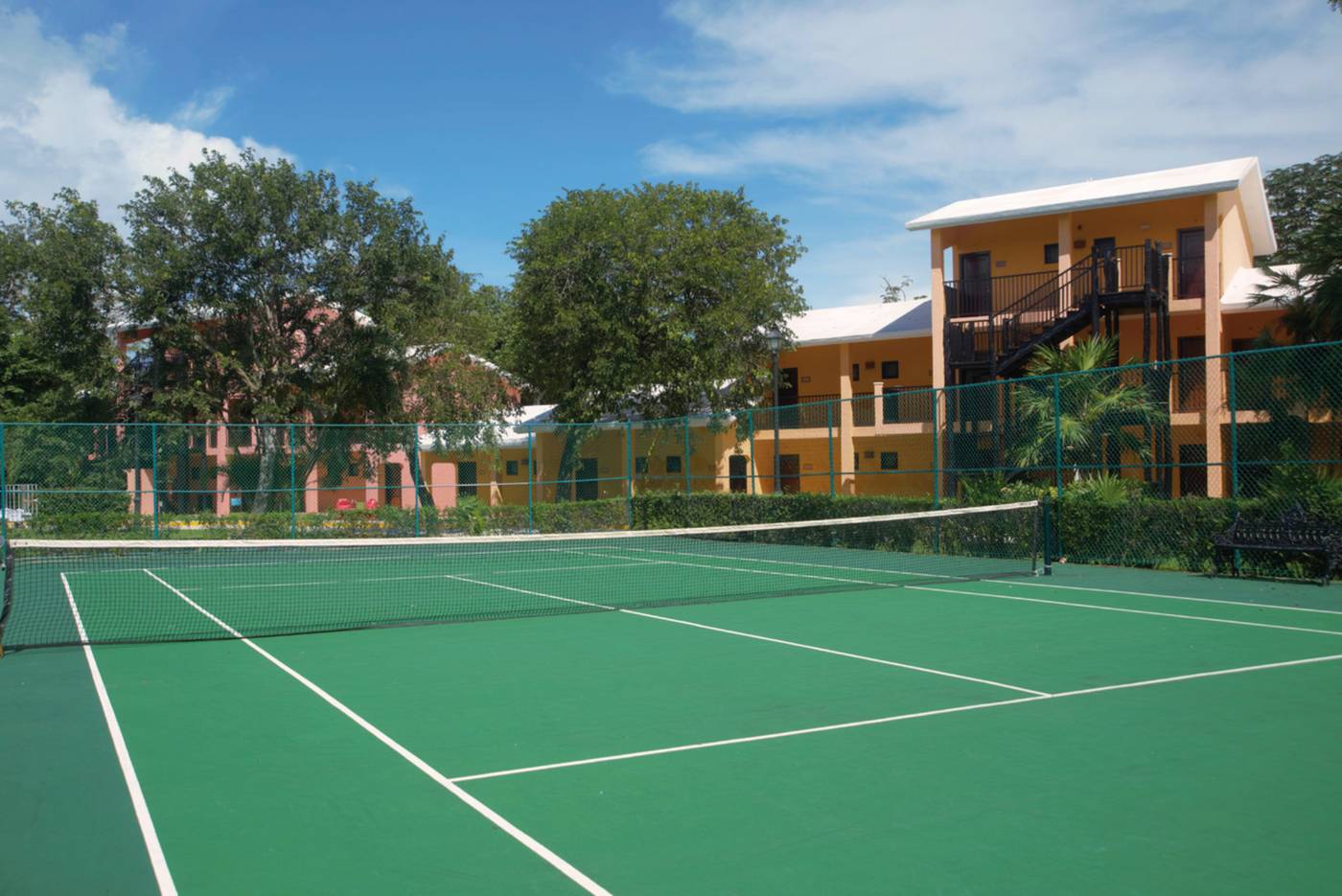 Riu-Lupita-All-Inclusive-Sports-and-Entertainment-13