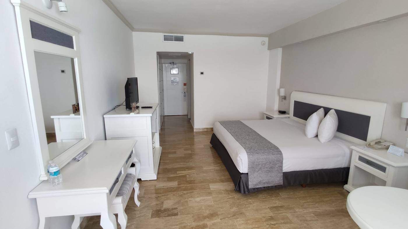 Golden-Parnassus-Resort--Adults-Only-All-Inclusive-Room-17