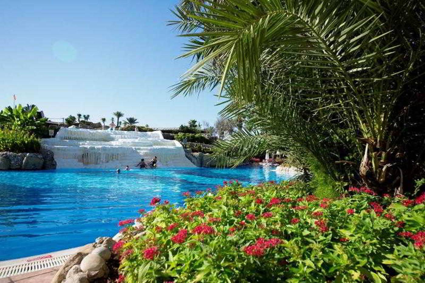 Limak-Arcadia-Sport-Resort-Pool-6