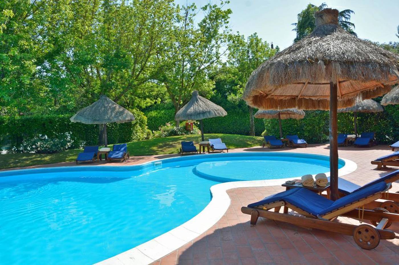 Calamidoro-Hotel-Pool-27