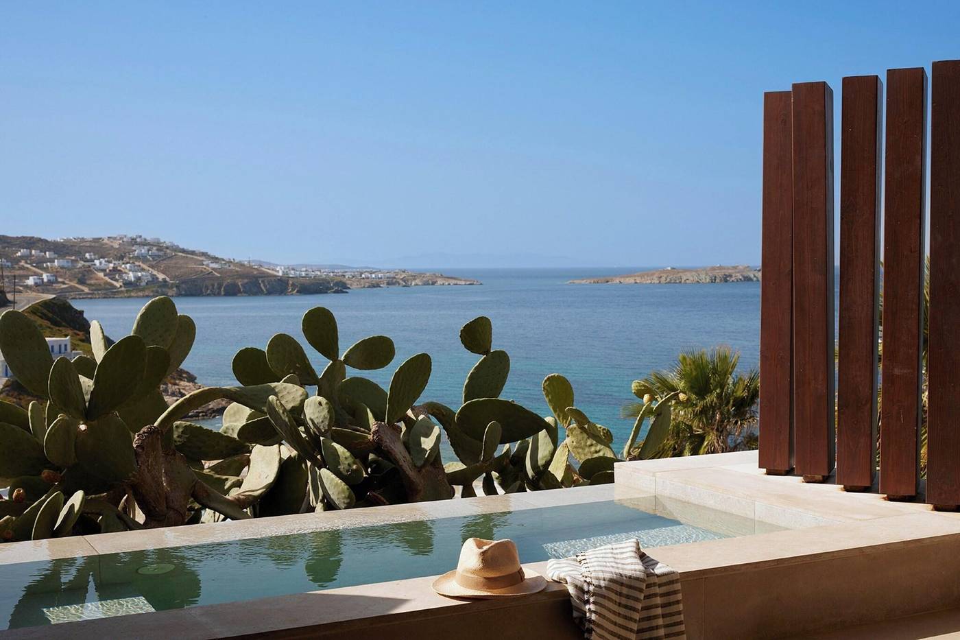 Bill---Coo-Suites-and-Lounge-Room-70