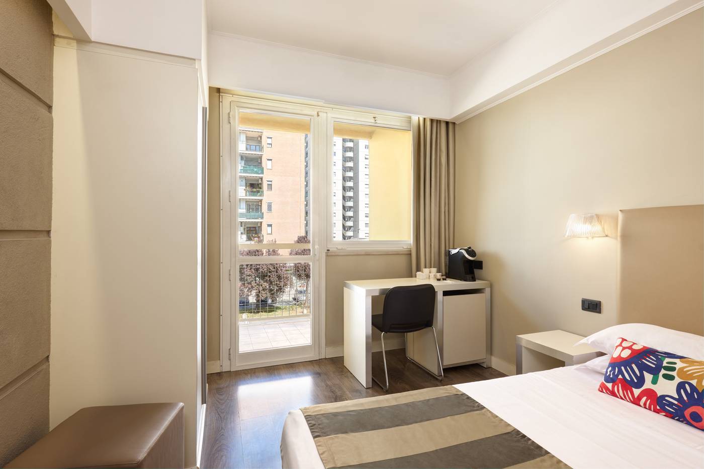 Roma-Tor-Vergata-Hotel-Room-19