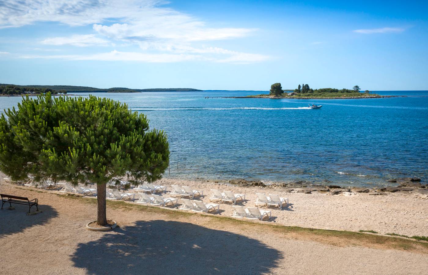 Maistra-Select-Villas-Rubin-Resort-Beach-60