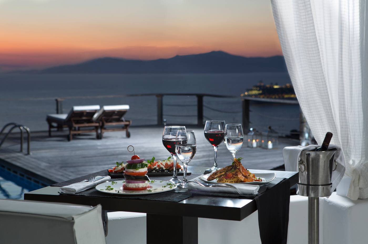 Tharroe-of-Mykonos-Restaurant-34