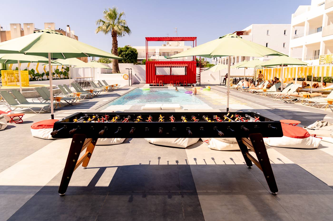 Ryans-Lolas---Adults-Only-General-view-71