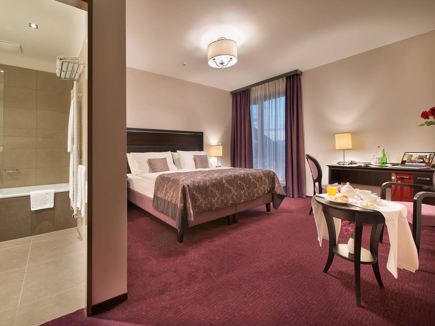 EA-Hotel-Embassy-Prague-Room-12