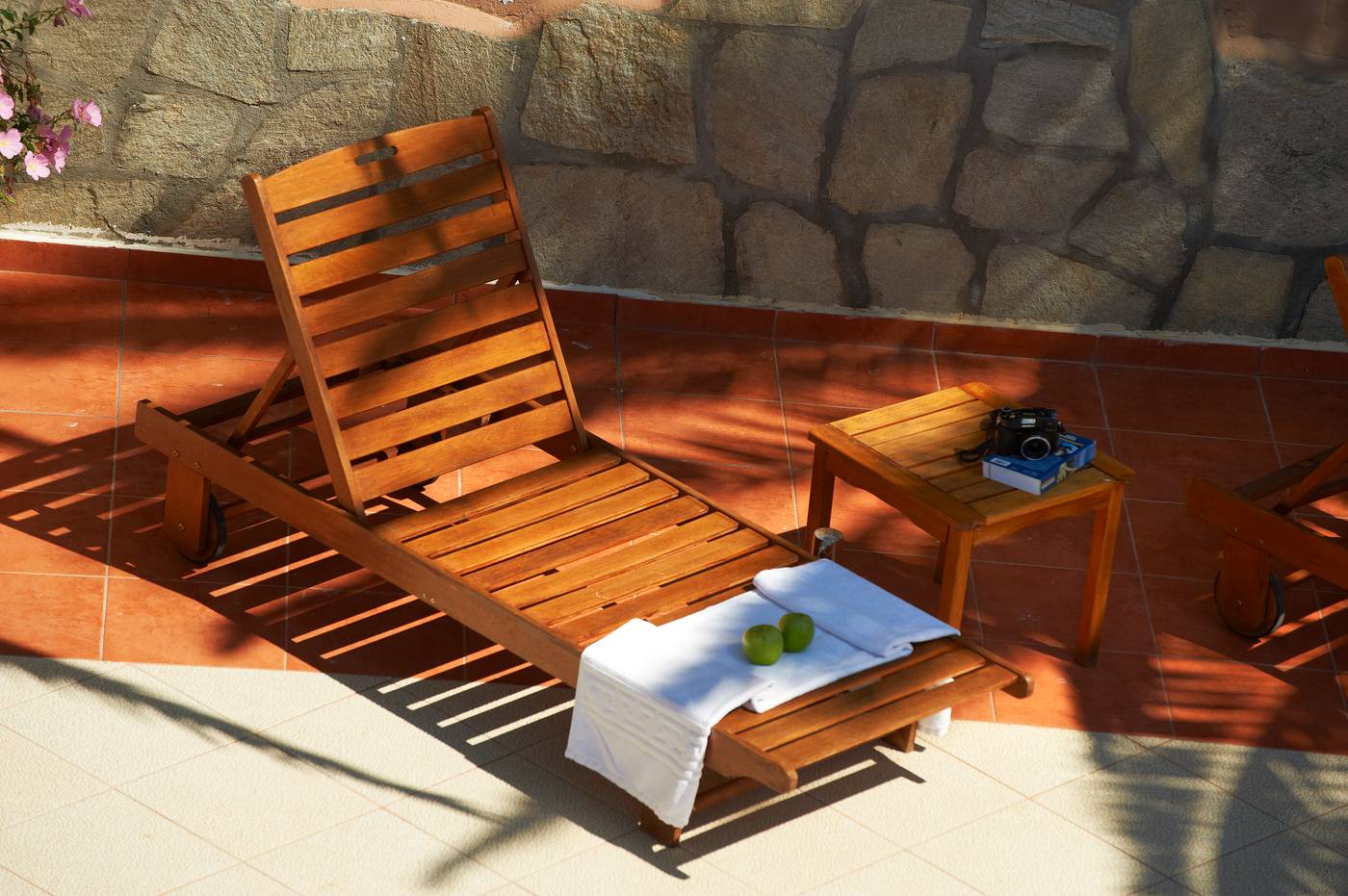 Simeon-Hotel-Pool-42