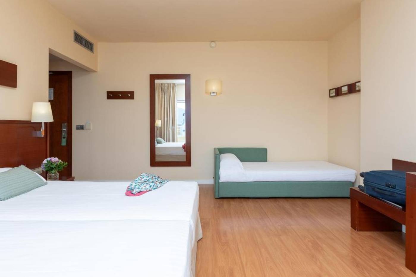 Prestige-Victoria-Room-35