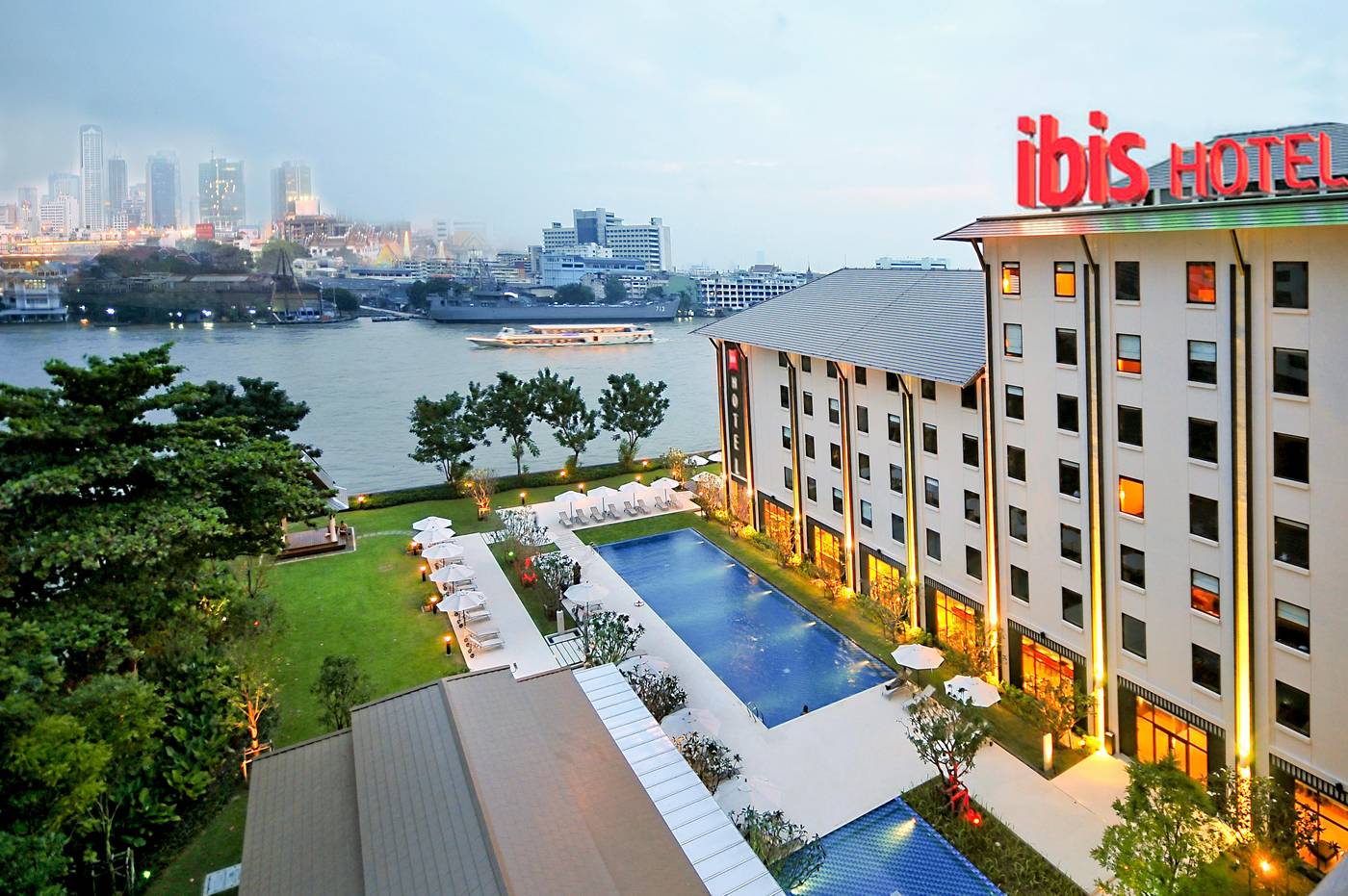 ibis-Bangkok-Riverside-General-view-41