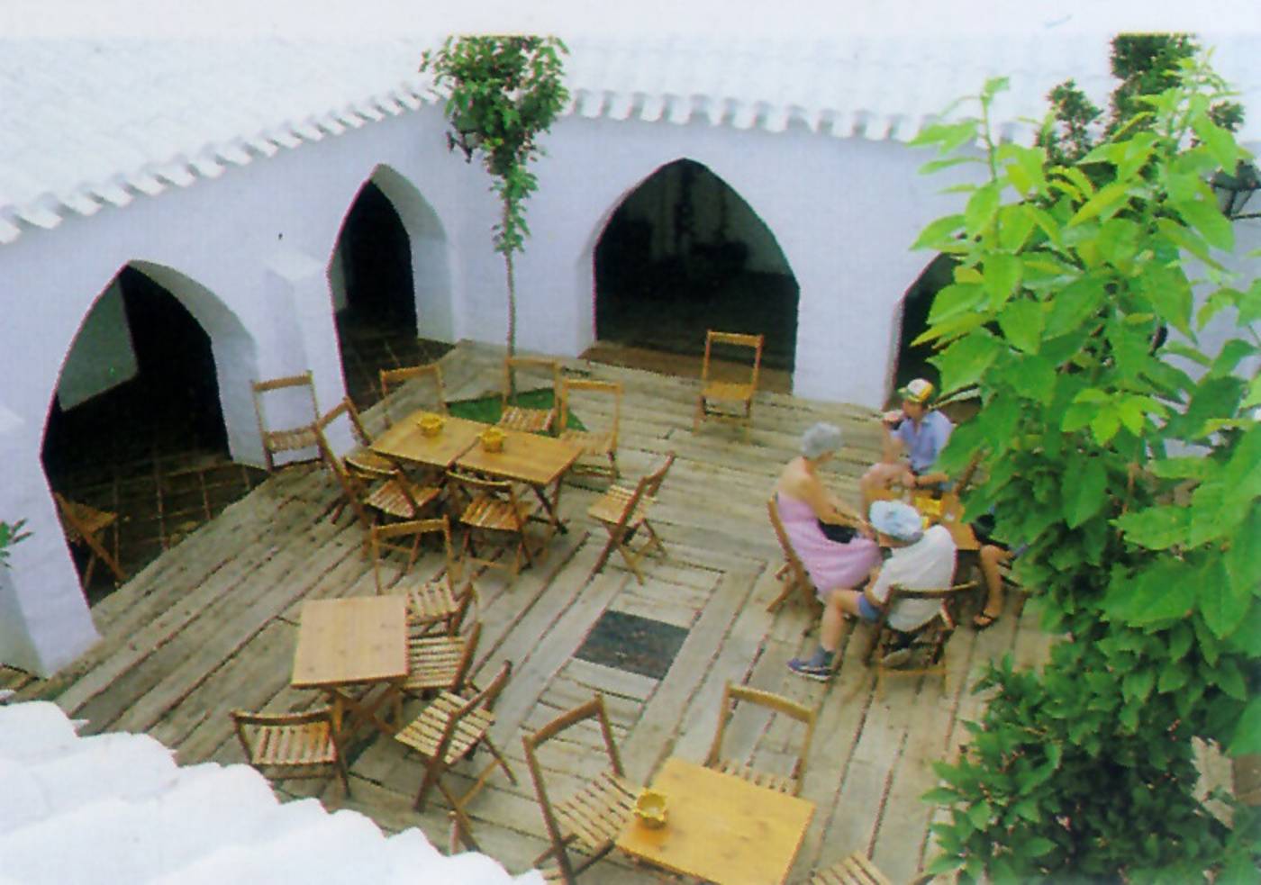 ATH-Binivell-Park-Bar-14