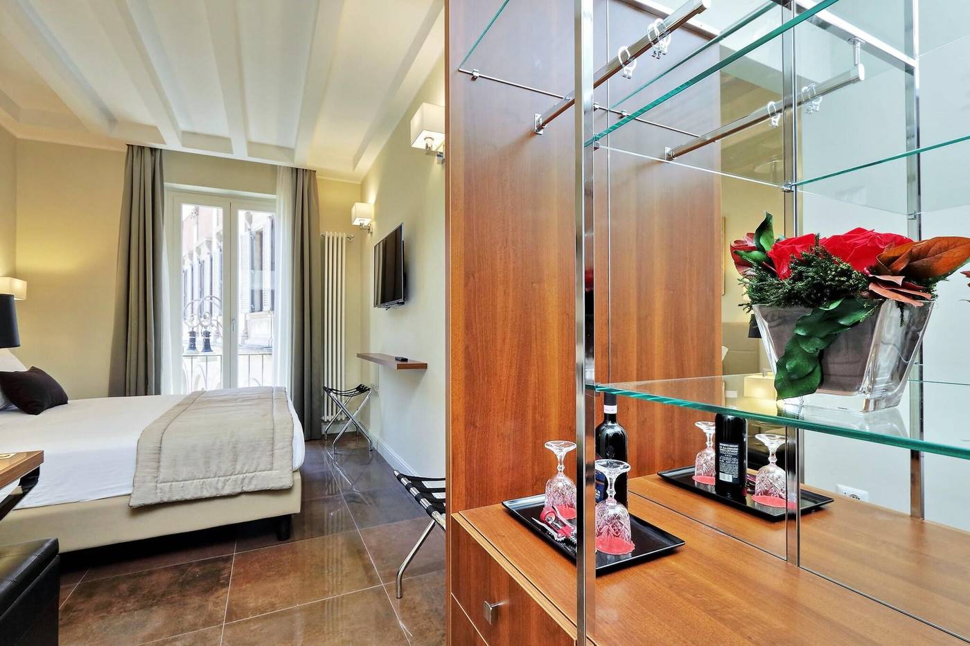 Piazza-Venezia-Grand-Suite-Room-5